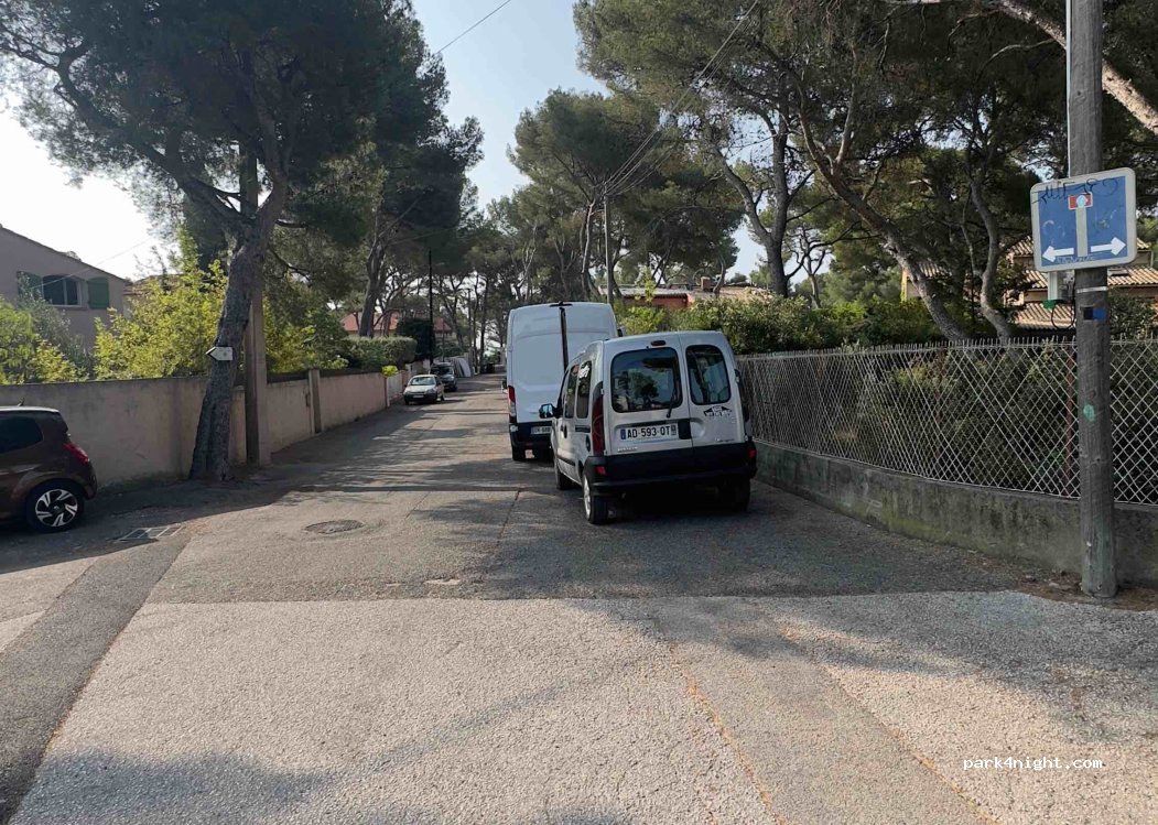 (83500) La Seyne-sur-Mer - 558 Chemin Communal 245 Manoir Vivo à la Vern — foto