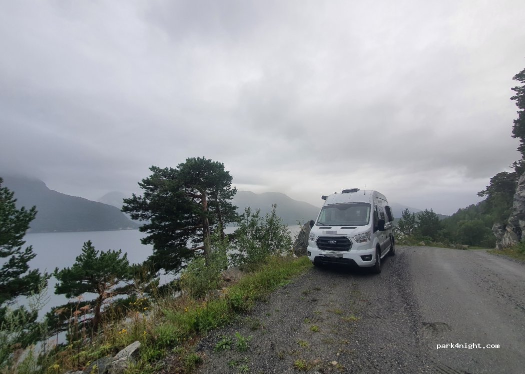 (6620) Ålvundeid - 297-379 Flåvegen — foto