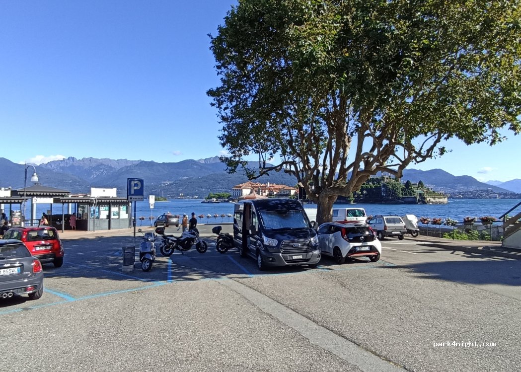 (28838) Stresa - 8 Piazzale Lido — foto 2