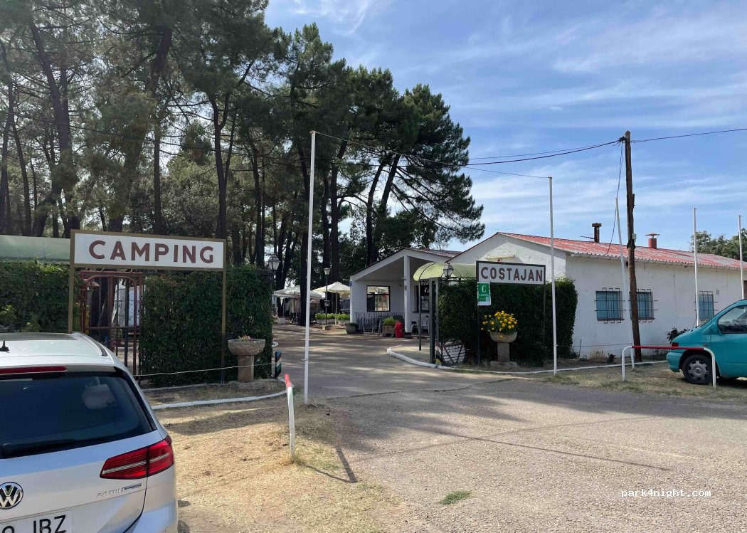Camping Aranda de Duero Costajan — foto