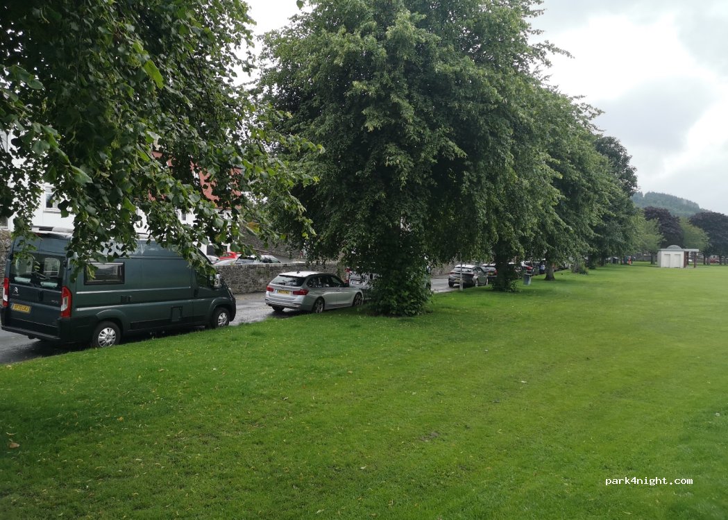 (EH45 8AP) Peebles - 1A Tweed Green — foto 3