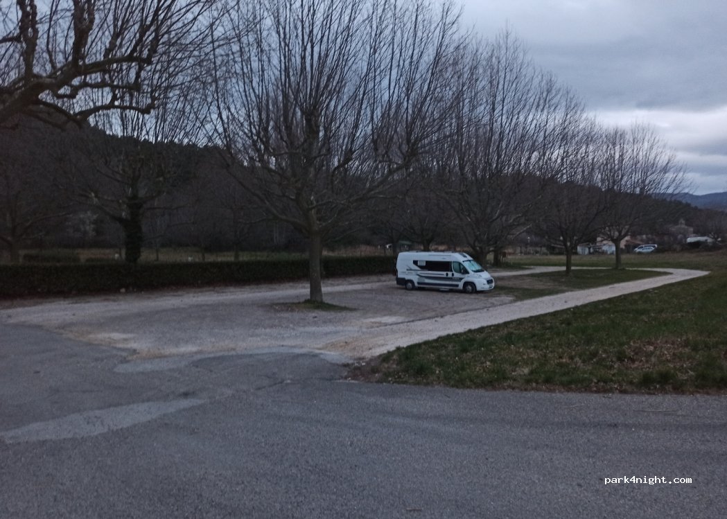 (84340) Malaucène - 1052 D974 — foto 3