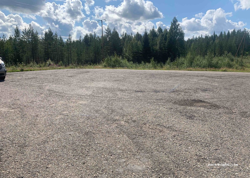 (88460)  - 240 Sotkamontie — foto