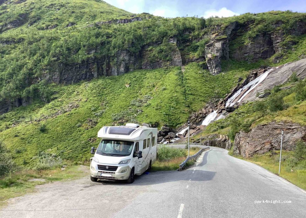 (6893) Voss - 500 Riksveg 13 — foto