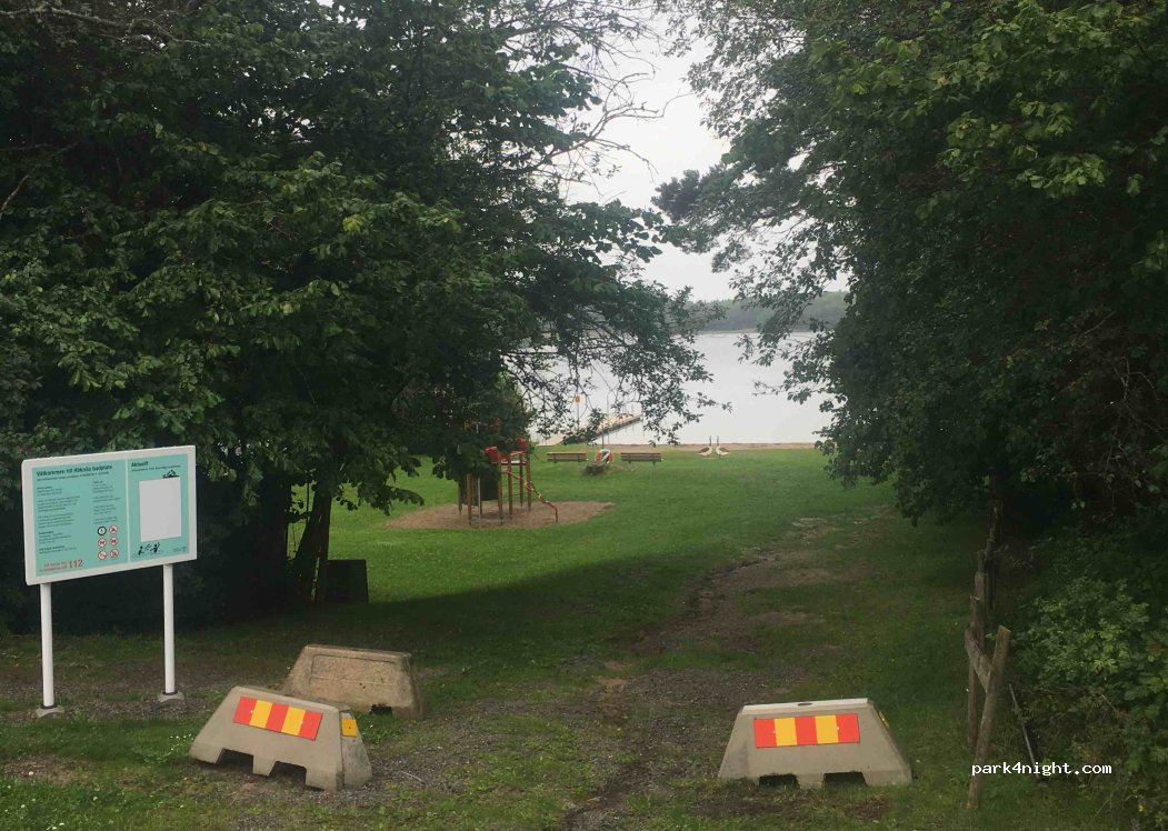 (760 21) Vätö - 103 Håknäsvägen — foto