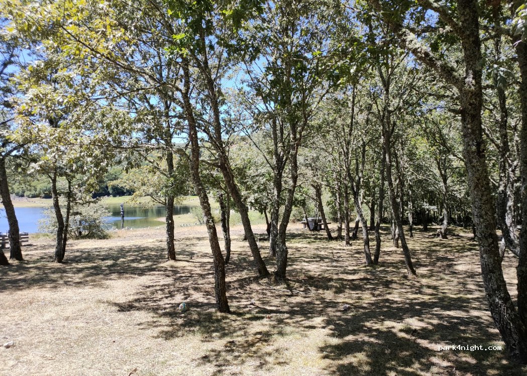 (32748) Castiñeiras - Unnamed Road — foto