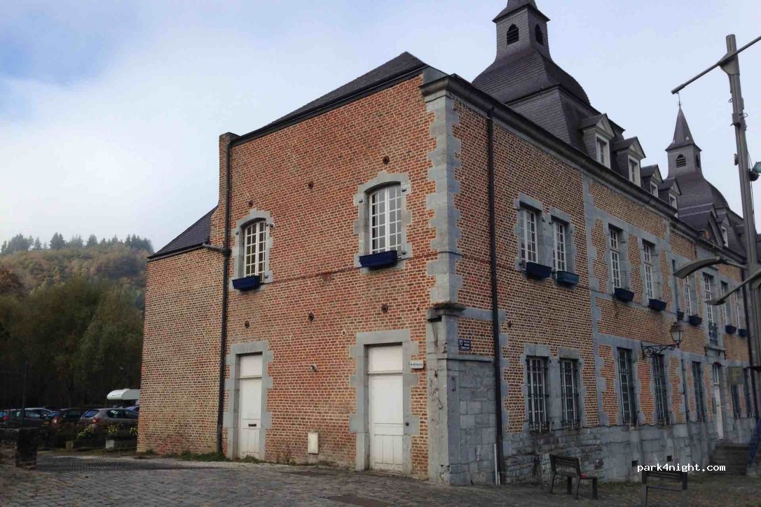 (08170) Fumay - 2 Rue du Château — foto 2