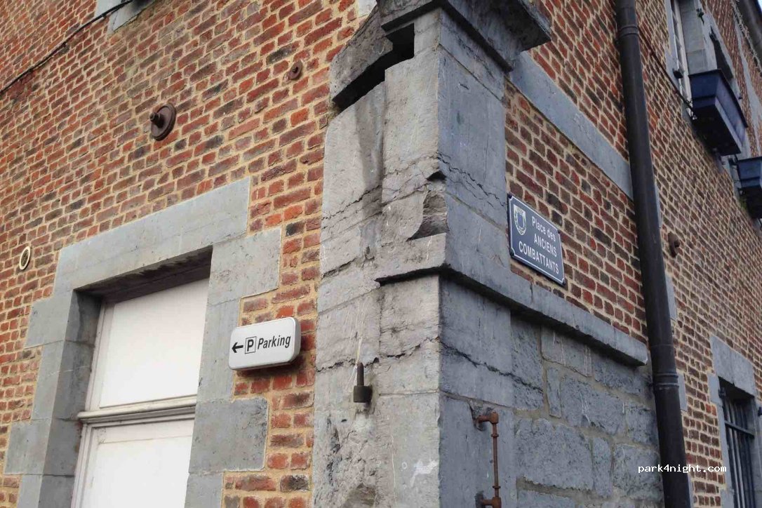 (08170) Fumay - 2 Rue du Château — foto 3