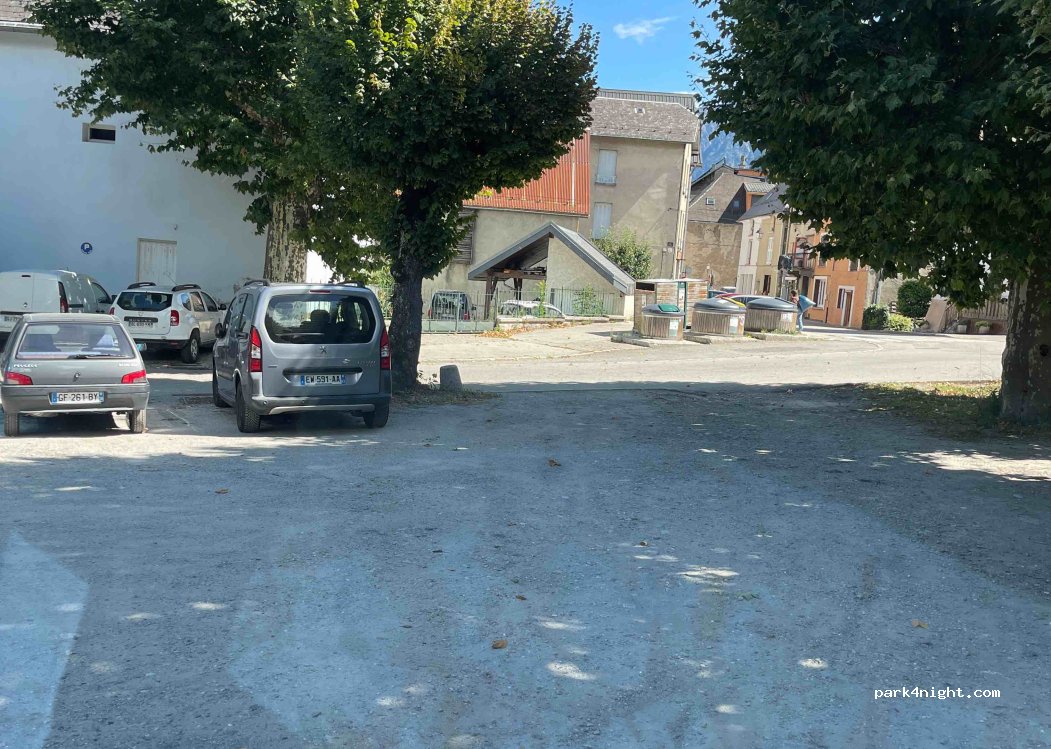 (38520) Le Bourg-d'Oisans - 3 Rue Saint-Antoine — foto 2