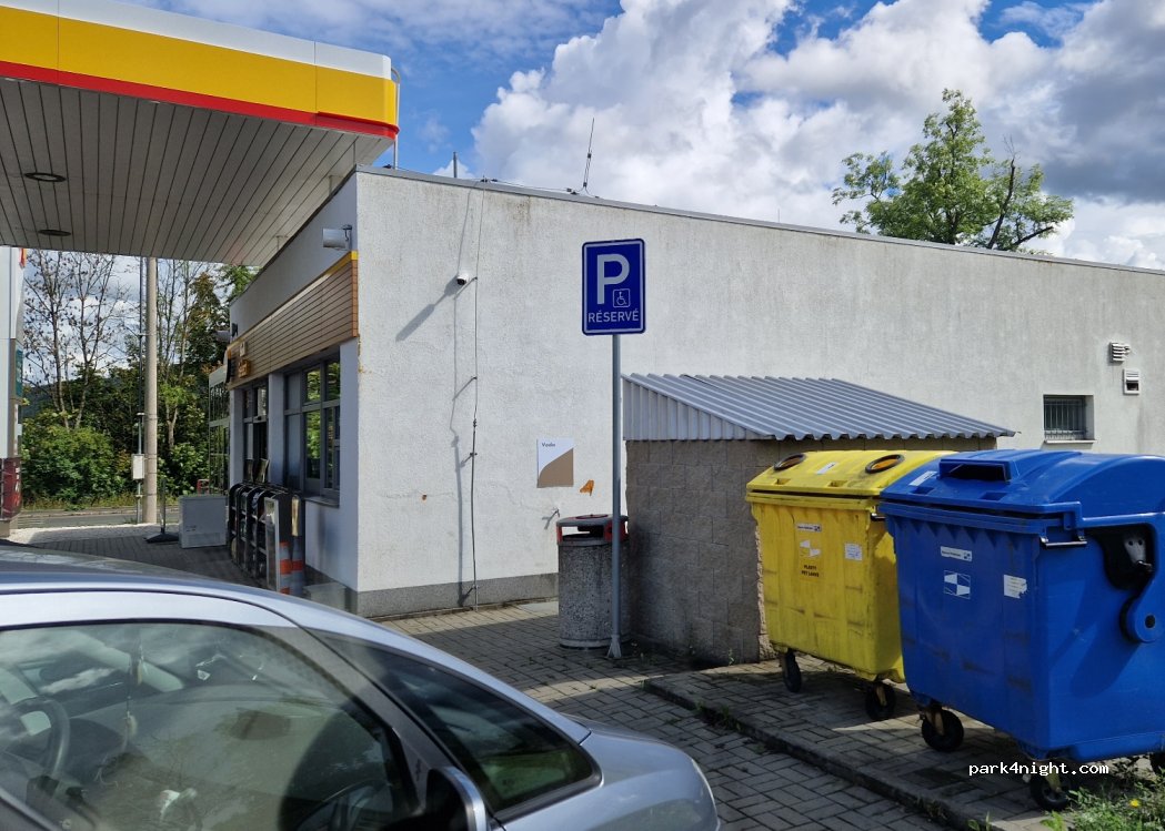 (360 04) Karlovy Vary - 29 Jáchymovská — foto