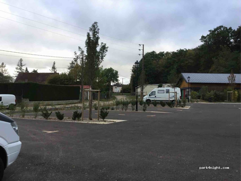 (10130) Ervy-le-Châtel - 3 Rue des Combattants en Afn — foto 2