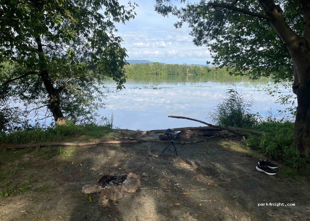 (01290) Cormoranche-sur-Saône - — foto