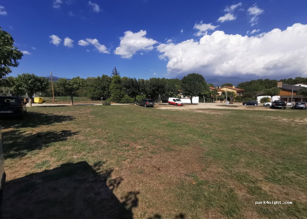 (08460) Santa Maria de Palautordera - 7 Avinguda Verge Montserrat — foto 3