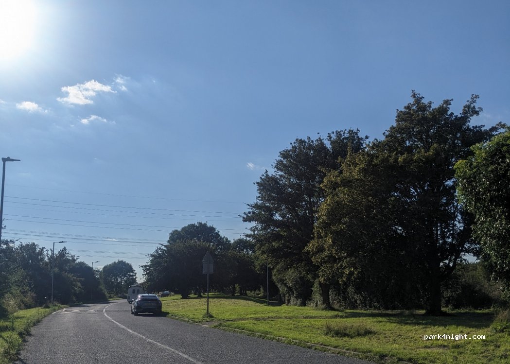 (SS11 8SB) Wickford - Southend Road — foto 2