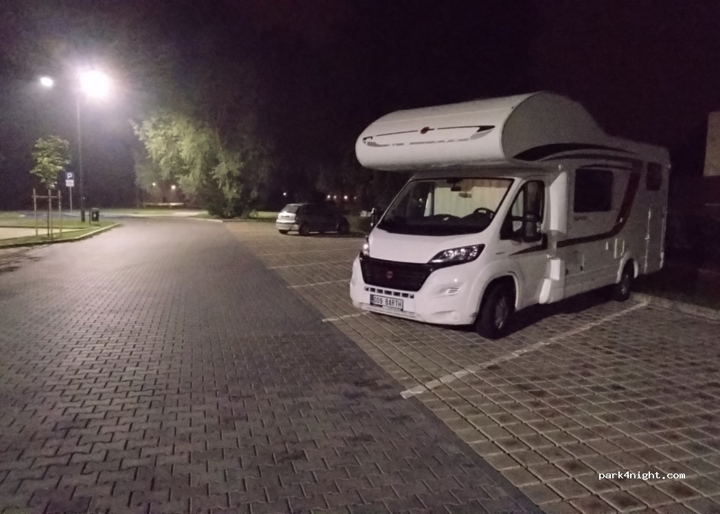 (98-220) Zduńska Wola - 54 Główna — foto