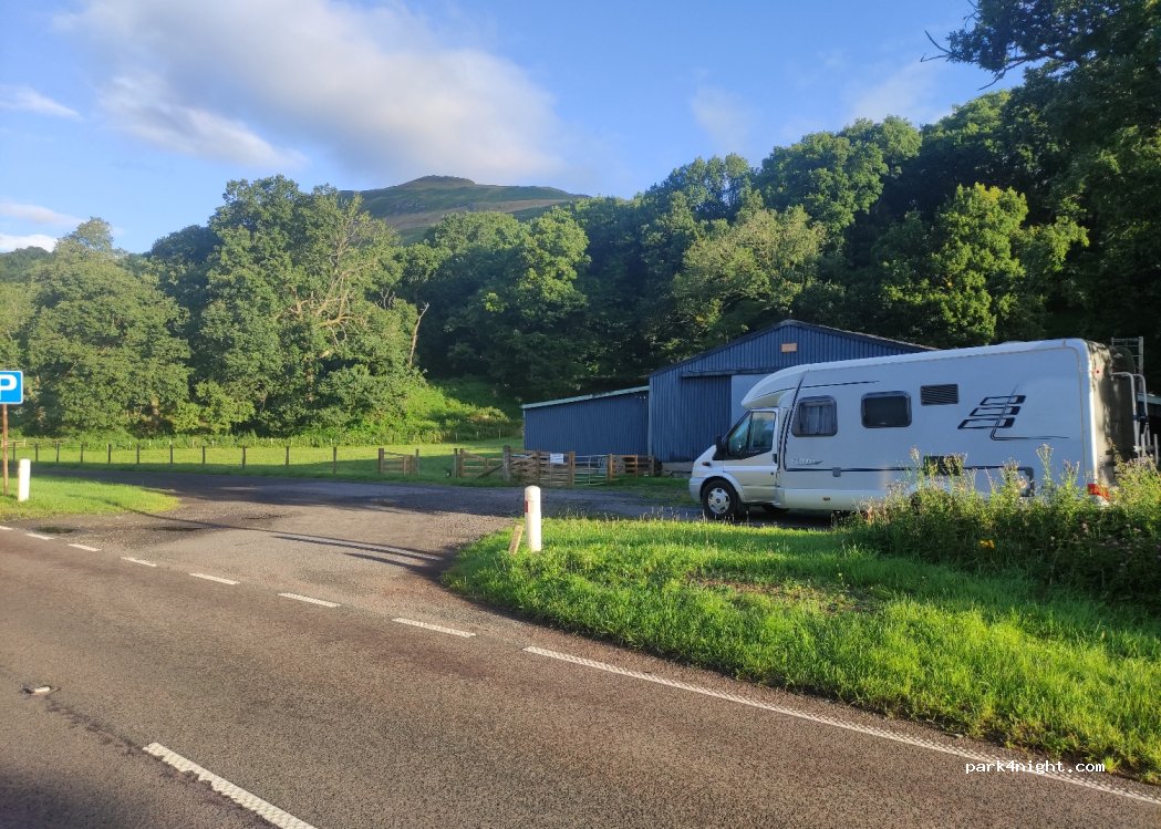 (PH6 2NG) Crieff - A85 — foto