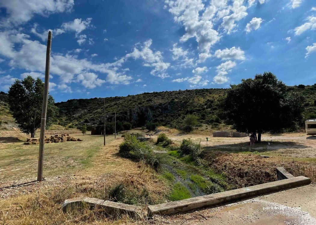 (23210) Vrana - Ulica Blajburških žrtava — foto 2