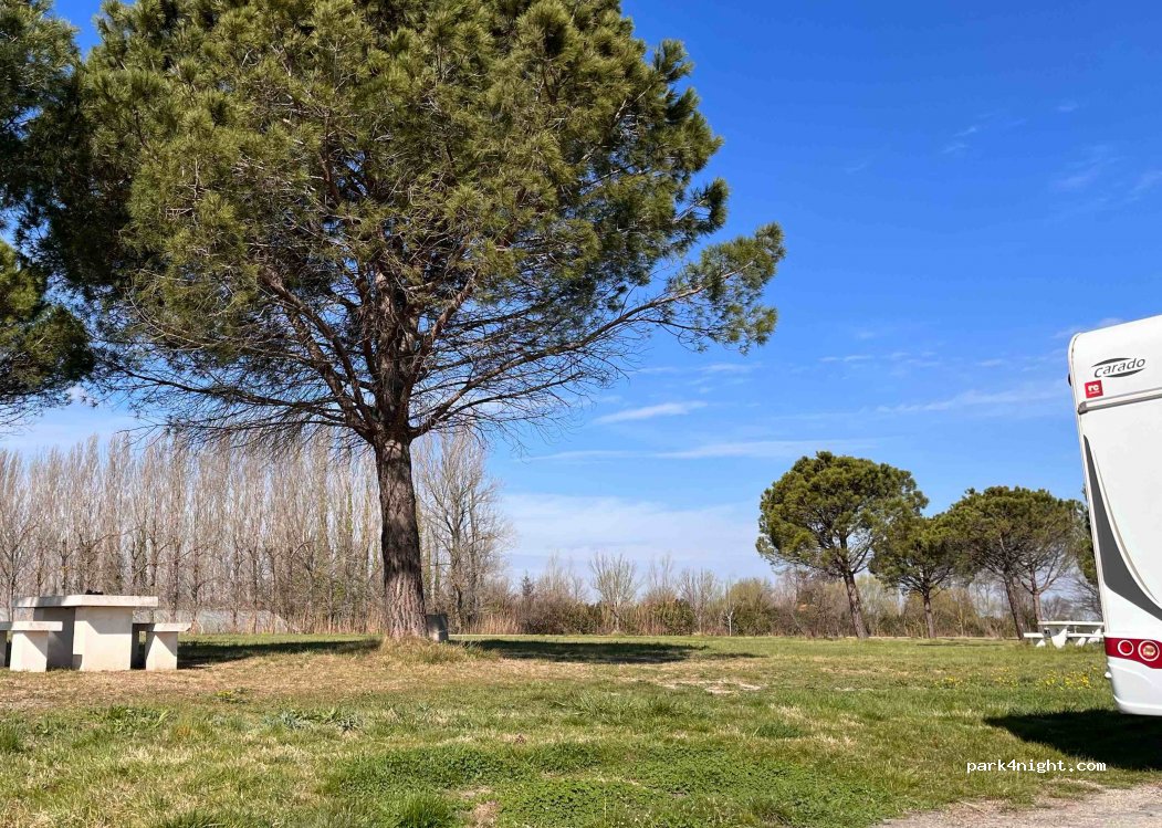 (13104) Arles - Route de Port Saint-Louis du Rhône — foto 3