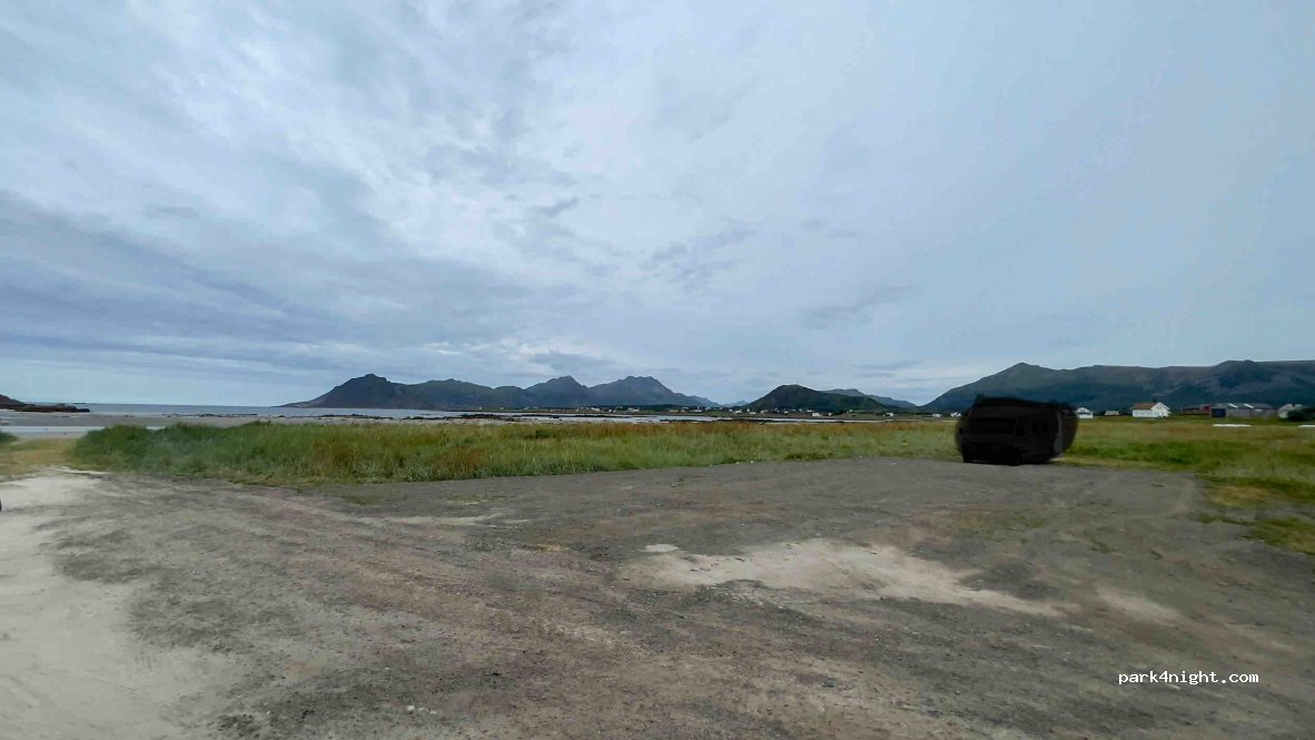 (8470) Bø i Vesterålen - 11 Nordahlstranda — foto