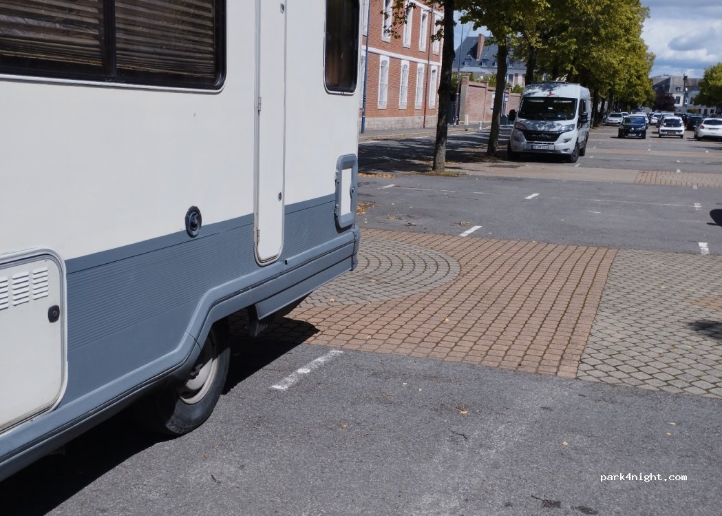 (62000) Arras - 20 Cours de Verdun — foto