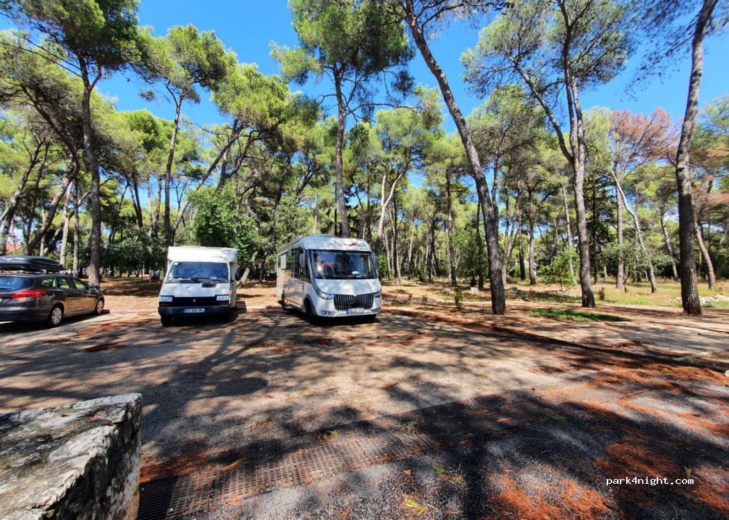 (23000) Zadar - 14A Ulica Ivana Meštrovića — foto