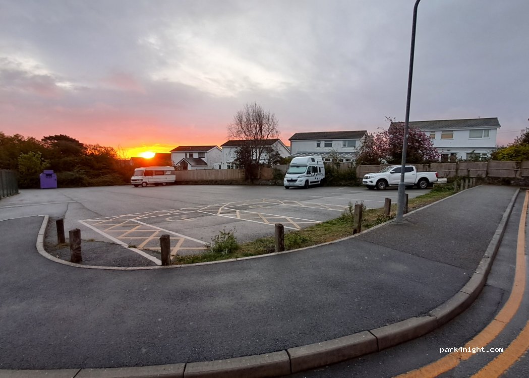 (LL74) Benllech - 11 Min-Yr-Afon — foto 4