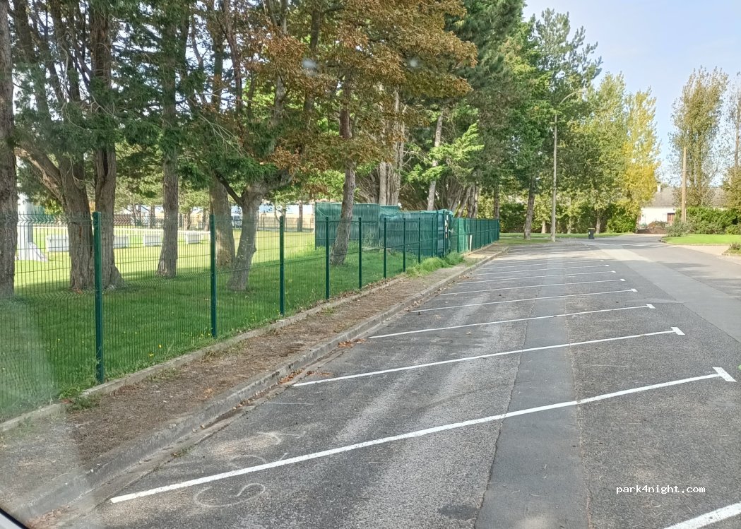 (62780) Cucq - 244 Avenue des Sports — foto 2