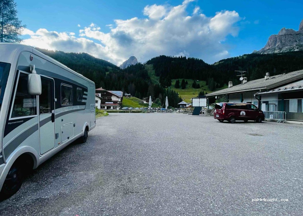 (38032) Canazei - 13 Strada Dolomites — foto