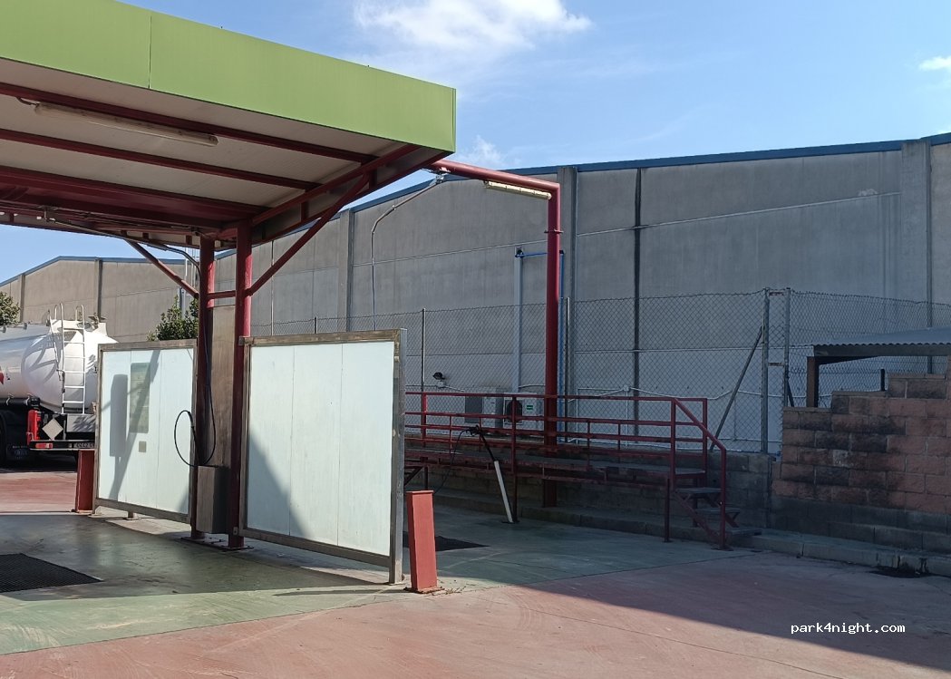 (43206) Reus - 46 Carrer d'Apel·les Mestres — foto