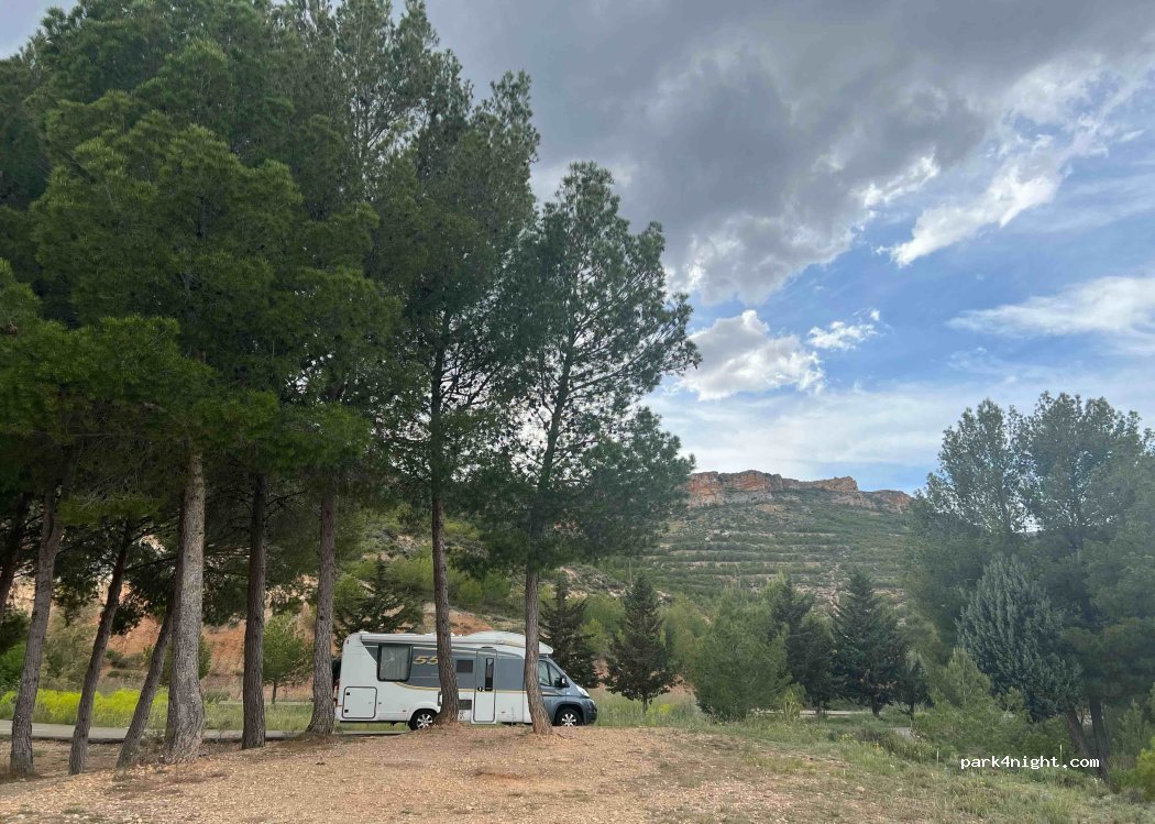 (50210) Nuévalos - Unnamed Road — foto 4
