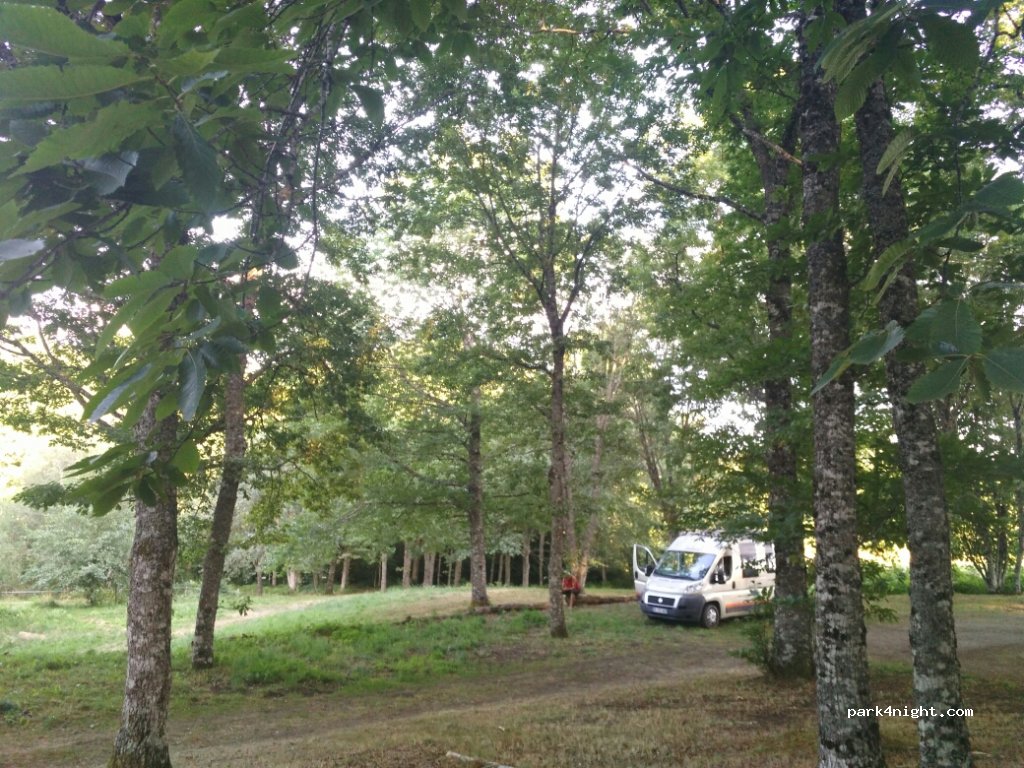 (81320) Nages - Unnamed Road — foto 2