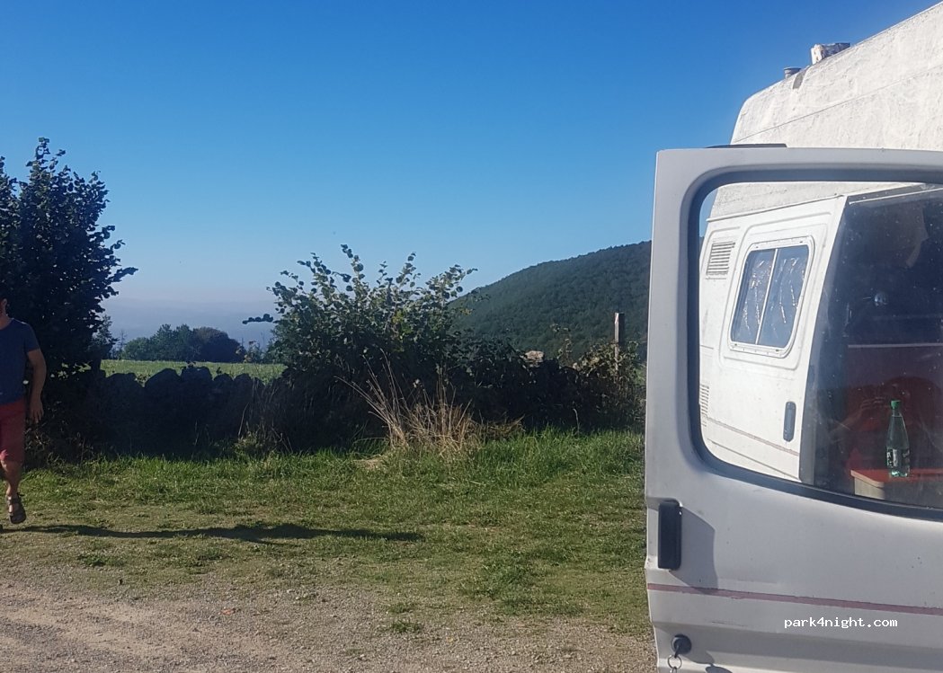 (48100) Les Salces - Chemin GR 60 — foto 2