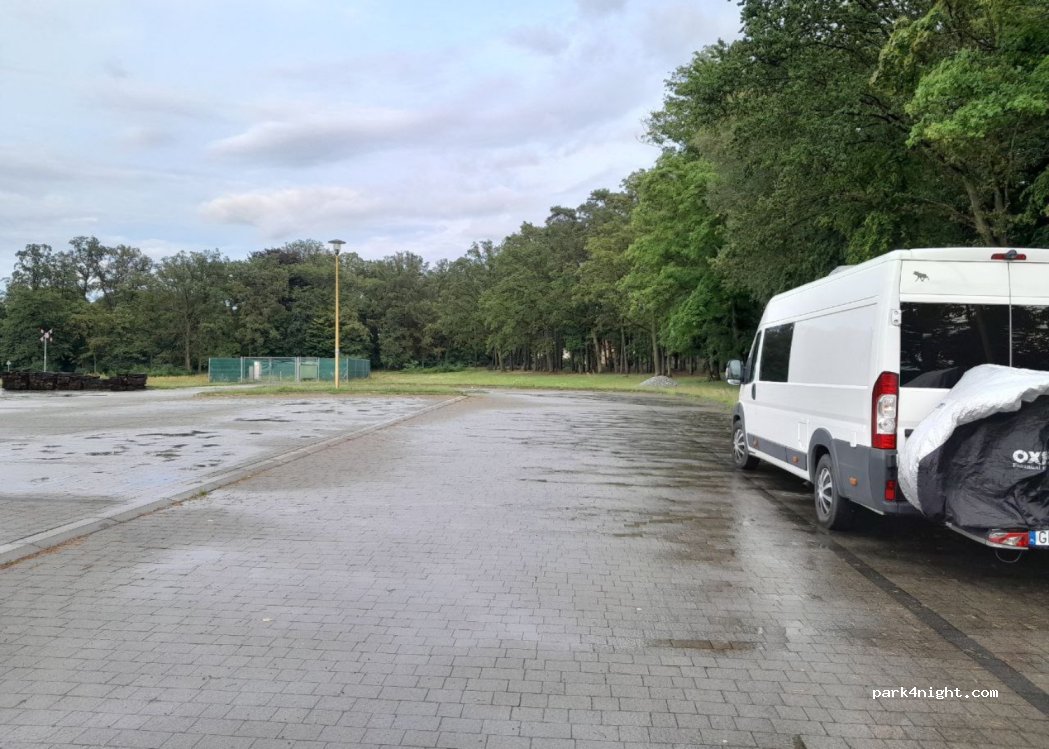 (56-320) Wierzchowice - 30 Parkowa — foto 2