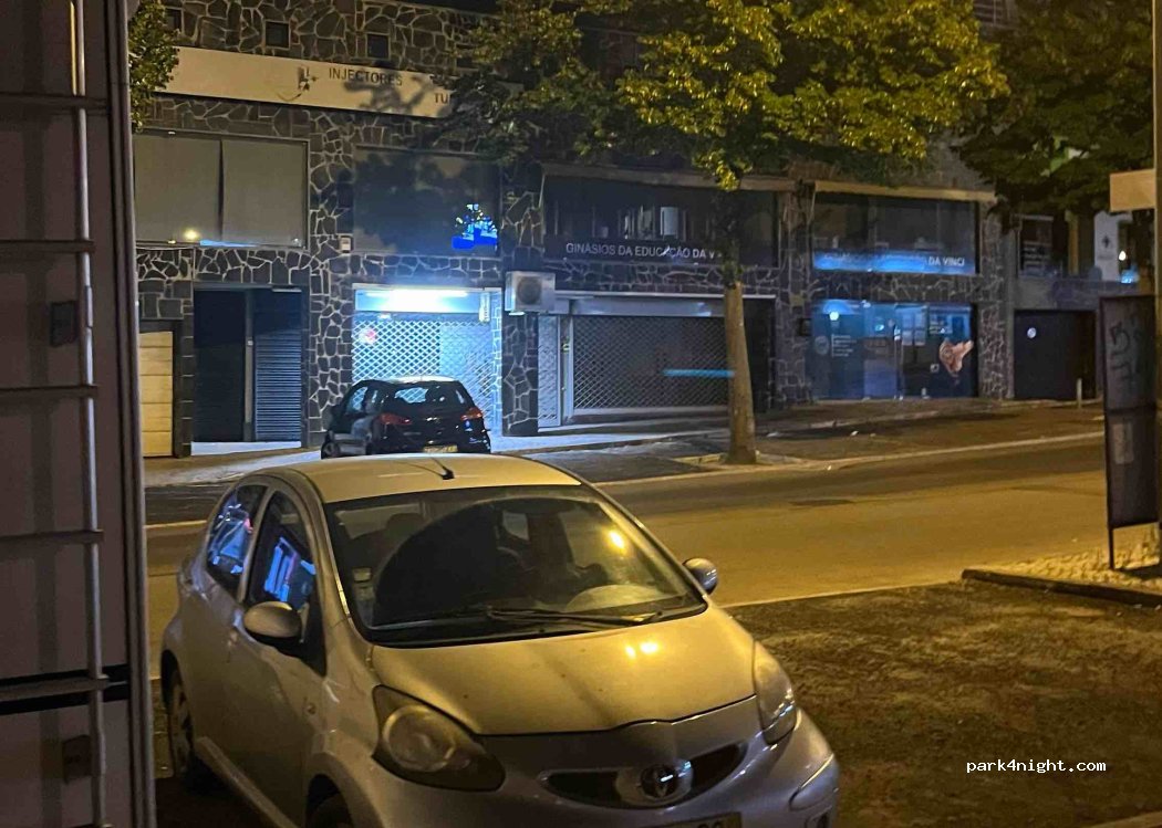 (2795-134) Linda-a-Velha - 17 Rua Marcelino Mesquita — foto 3