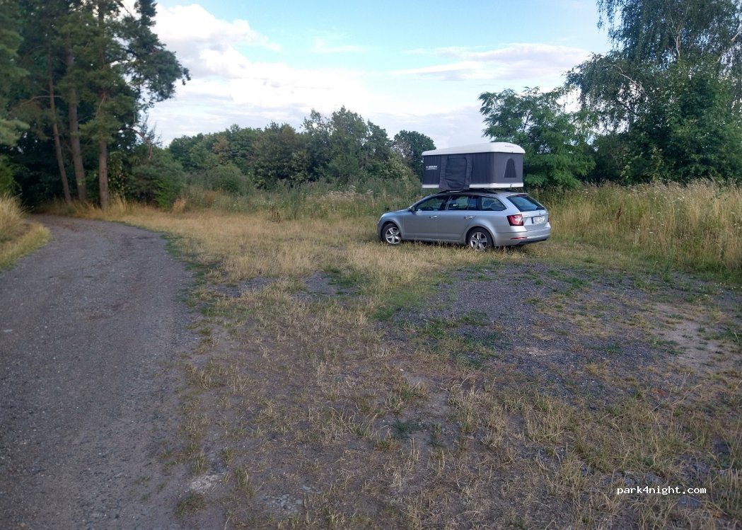 (277 21) Dobřeň - — foto 2