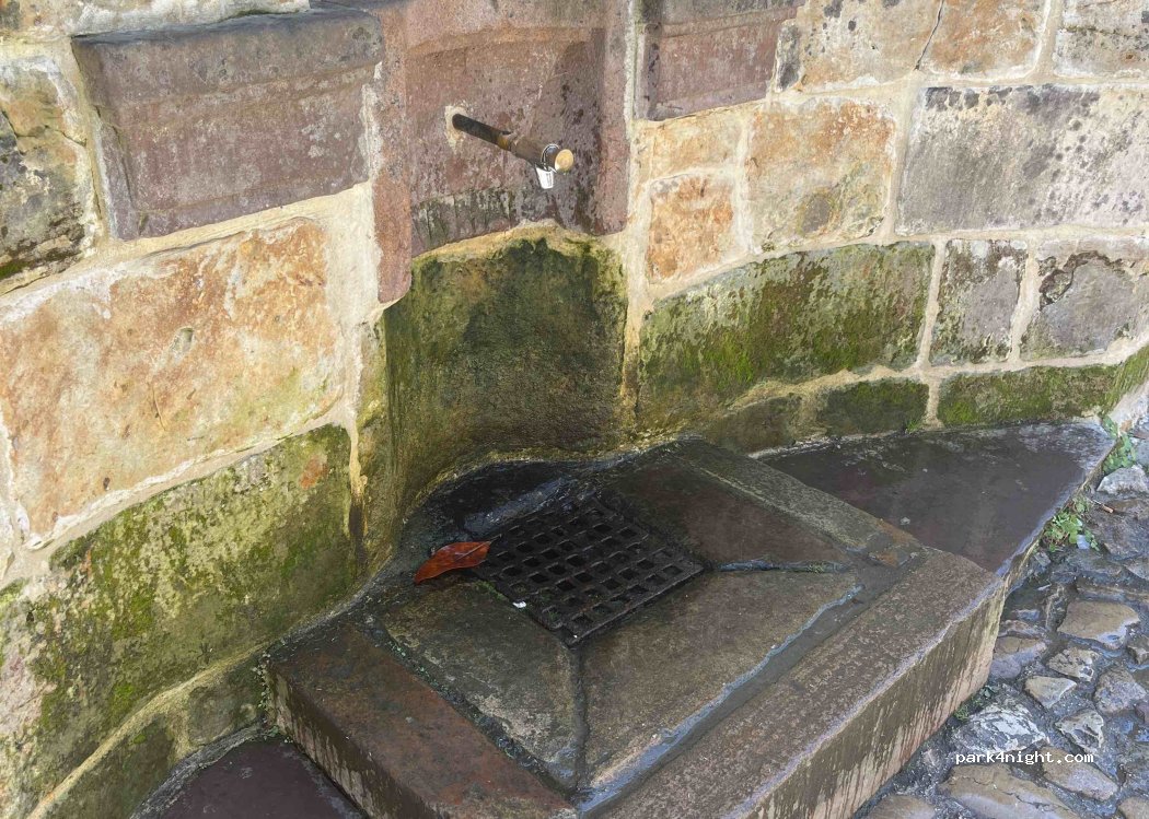 (39330) Santillana del Mar - 1003 Calle Río — foto