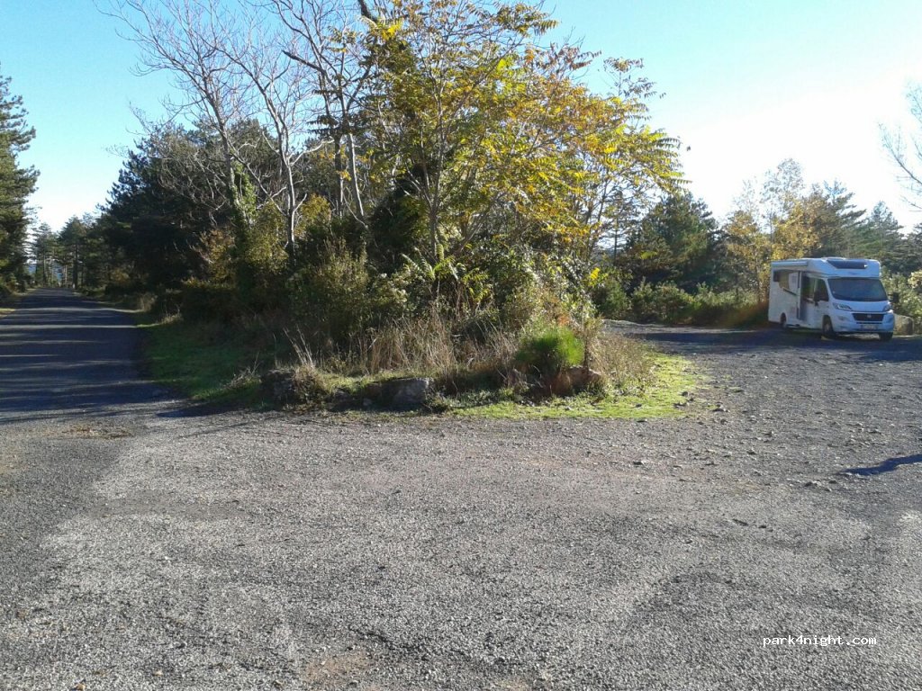 (34700) Saint-Privat - Rue de Saint Guilhem — foto
