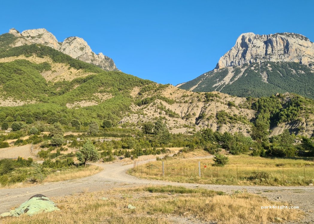 (22361) Socastiello - Unnamed road — foto