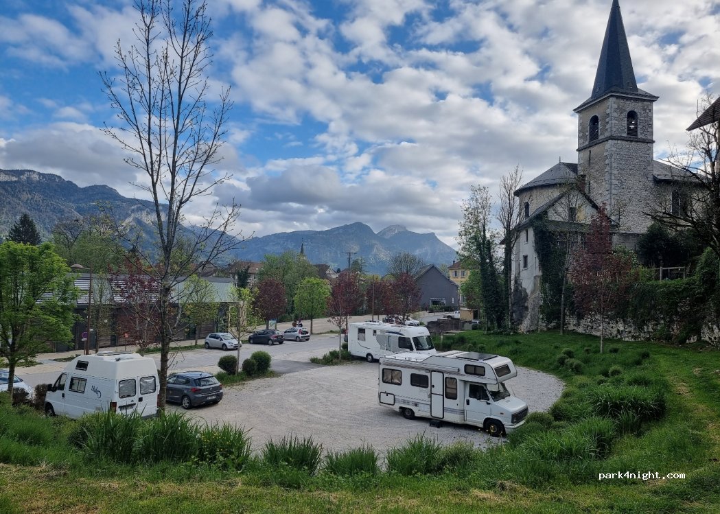 (73360) Les Échelles - 98 Chemin de Mandrin — foto 4