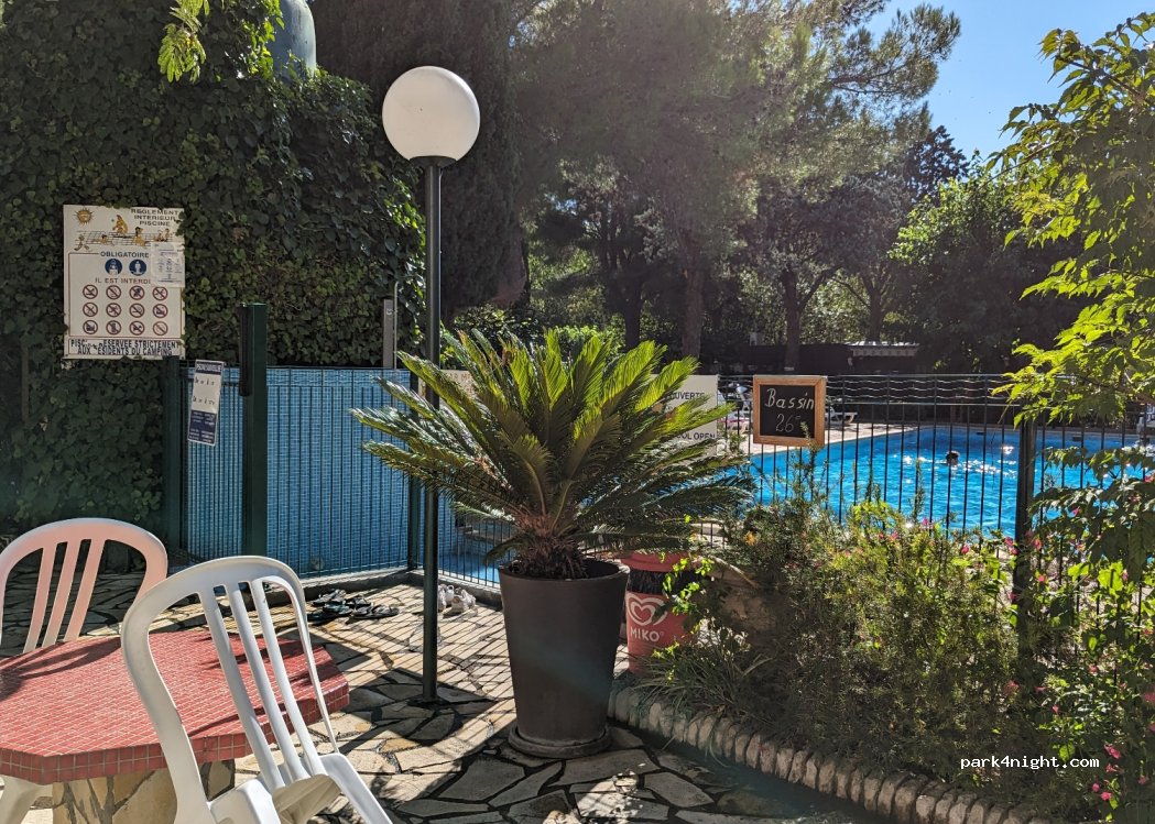 Camping Le Rebau — foto