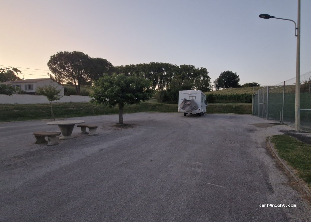 (81700) Saint-Germain-des-Prés - Saint-Germain — foto 2