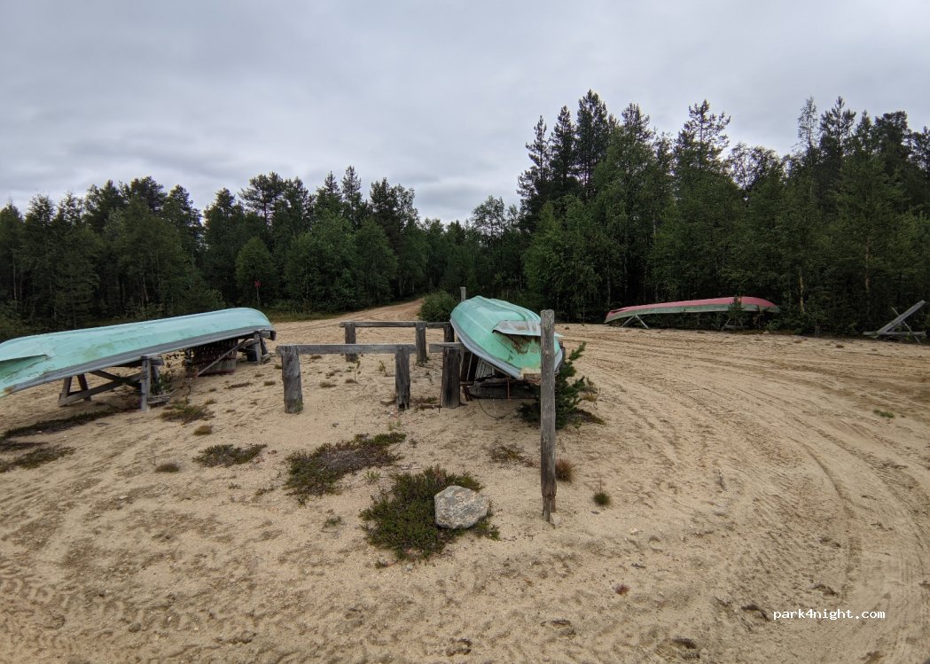 (99690) Vuotso - 122 Taivallammentie — foto