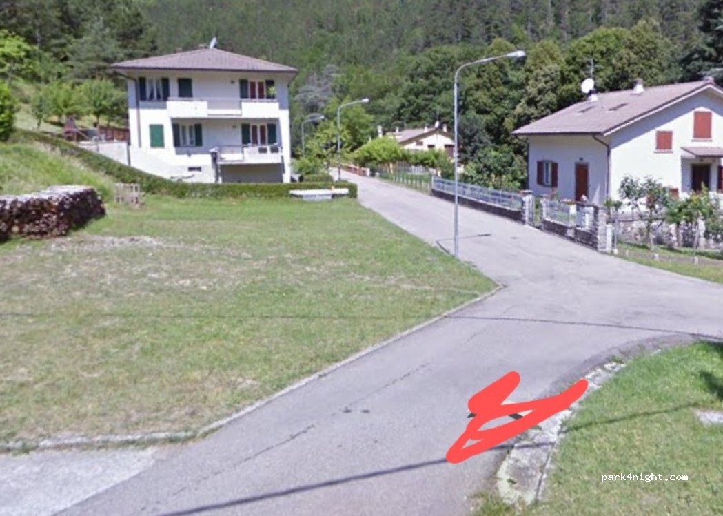 (47010) Portico e San Benedetto - 1 Via della Resistenza — foto