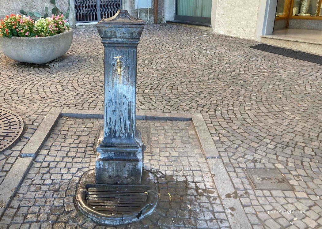 (58036) Roccastrada - 23 Piazza Antonio Gramsci — foto