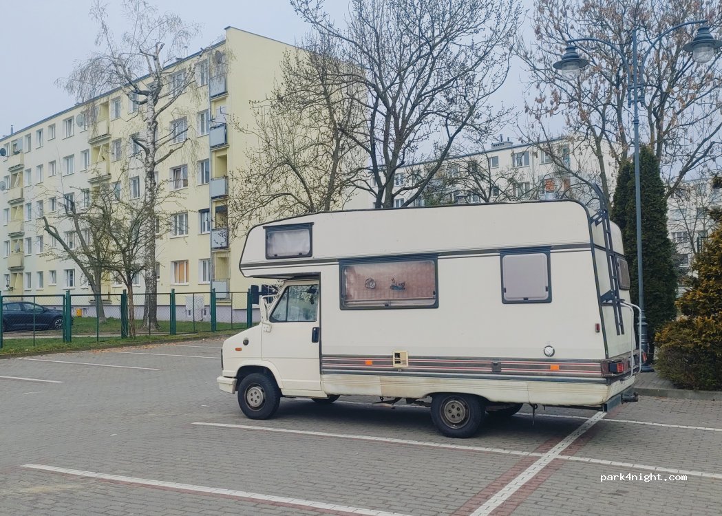 (82-200) Malbork - 17 plac Gabriela Narutowicza — foto 5