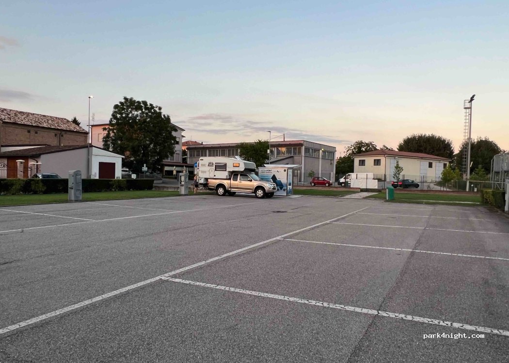 Area camper Spineda — foto 2