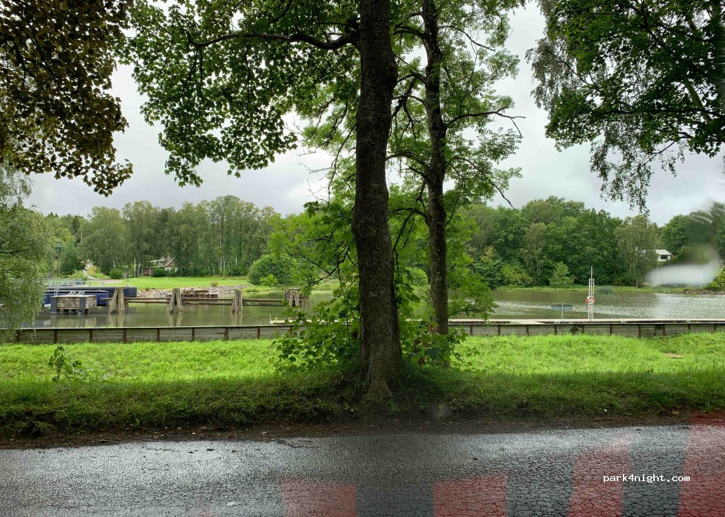 (462 54) Vänersborg - 15 Slussvägen — foto