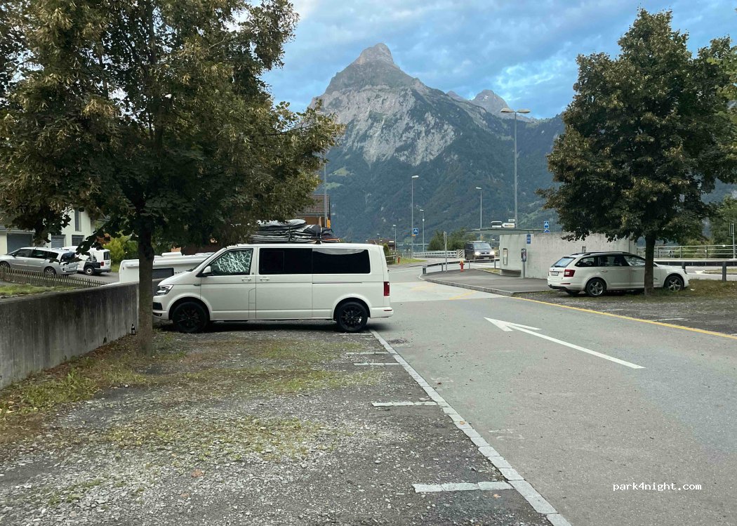 (6454) Flüelen - 100 Axenstrasse — foto 2
