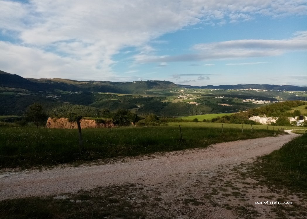 (37020) Sant'Anna d'Alfaedo - Via Baita dei Fiori — foto 2