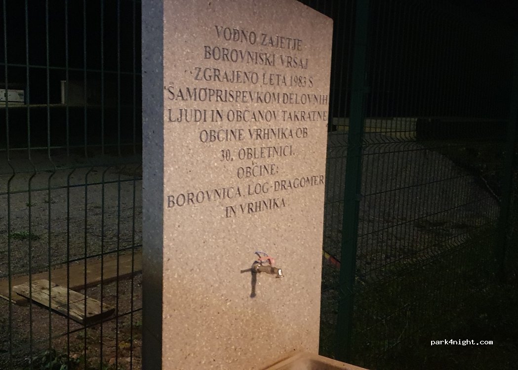() Breg pri Borovnici - Unnamed Road — foto